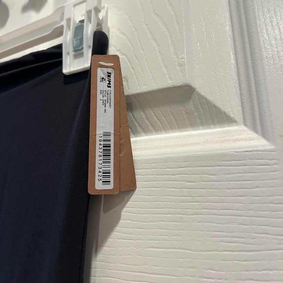 SKIMS FITS EVERYBODY TUBE DRESS ONYX SMALL - Picture 5 of 6